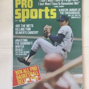 Vintage Sports Magazines (6 in total).